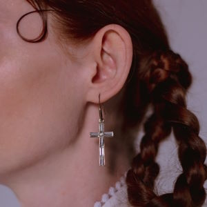 Kreuz Ohrringe religiöse Bedeutung