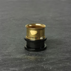 16 mm Flesh Tunnel und Ohr Plugs aus Titan