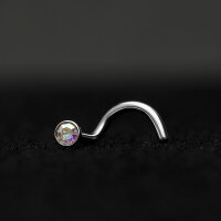 Nasenpiercing mit Kristall