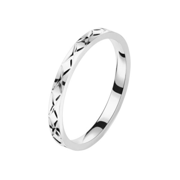 Silberner Ring mit gravierten Kreuzen