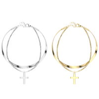 Mehrlagiges Armband mit Kreuz-Anhänger